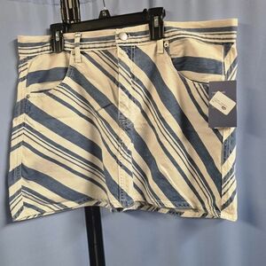 Universal Thread Navy and White Striped Skirt